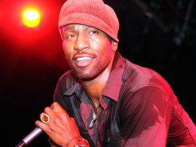 Leon & The Peoples redefines the industry-made mold