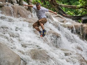 Thomson Cruises freeruns over Jamaica in  'DreamRunners' trailer