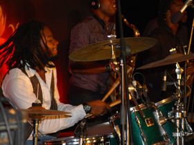 Raging Fyah Keeps it Cool