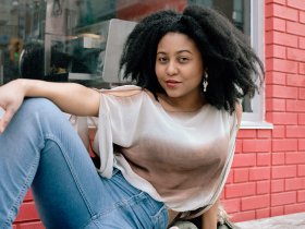 Yashae pulls us closer with her 'Boomerang'